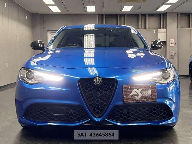 ALFA ROMEO Giulia 2018-05 8225646-6
