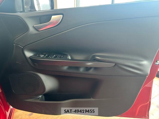 ALFA ROMEO GIULIETTA 2015-09 8216150-12