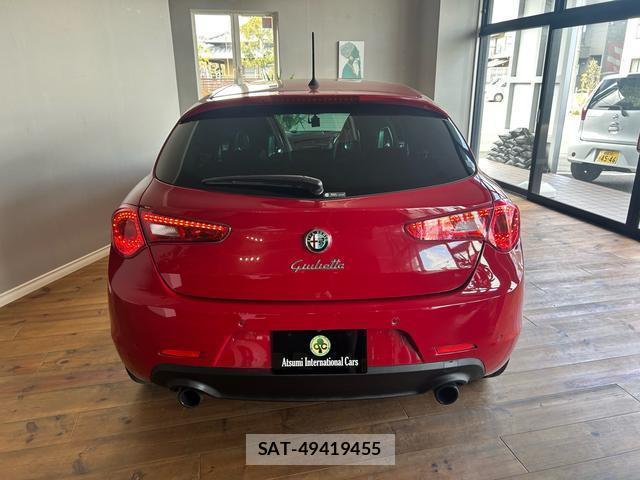 ALFA ROMEO GIULIETTA 2015-09 8216150-8