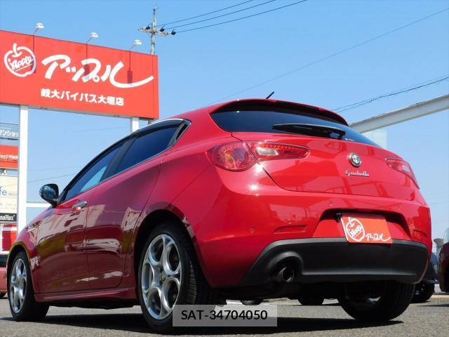 ALFA ROMEO GIULIETTA 2012-07 8221158-14