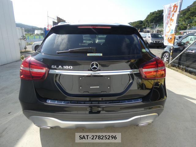 Mercedes Benz GLA-CLASS 2017-11 8222149-13