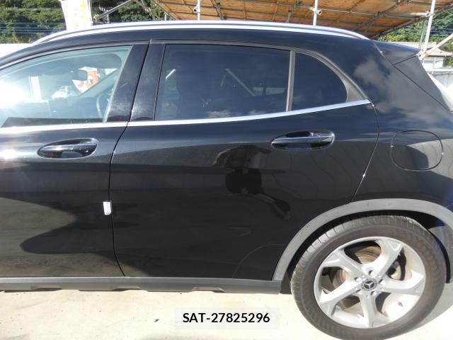 Mercedes Benz GLA-CLASS 2017-11 8222149-9