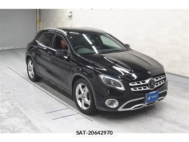 Mercedes Benz GLA-CLASS 2018-06 8223157-5