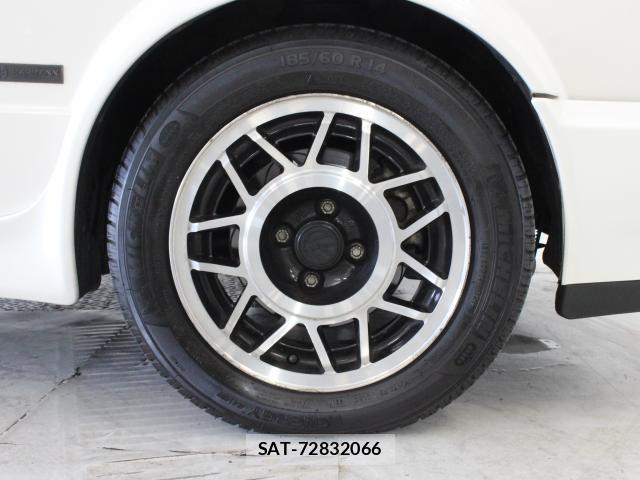 VolksWagen GOLF 1992-04 8220638-15