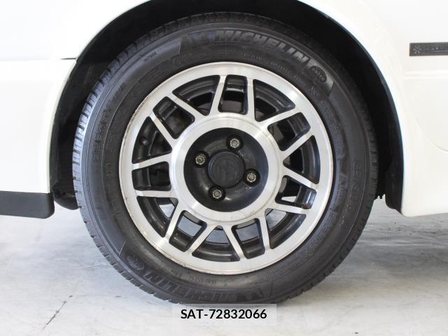 VolksWagen GOLF 1992-04 8220638-16