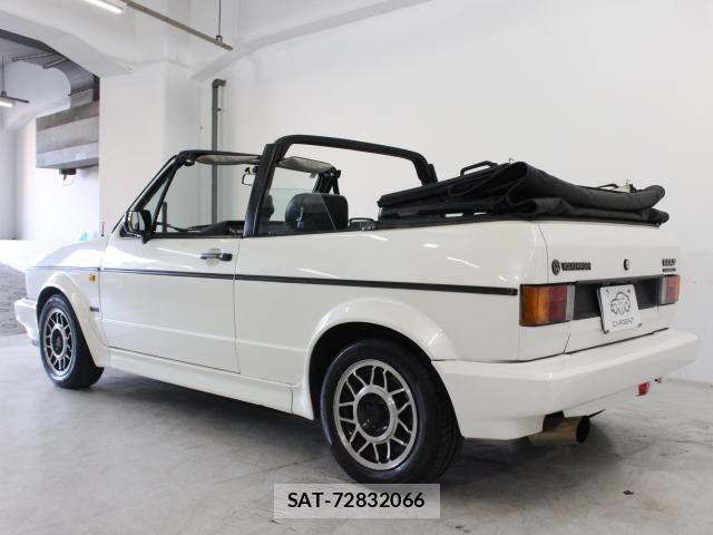 VolksWagen GOLF 1992-04 8220638-6