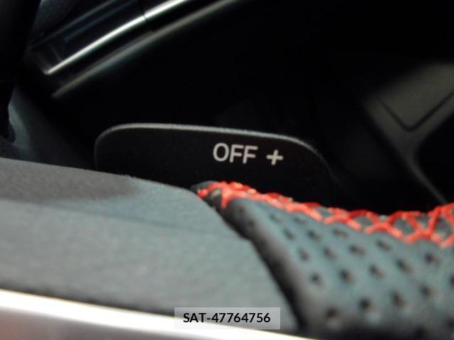 VolksWagen GOLF GTI 2023-08 8218339-11