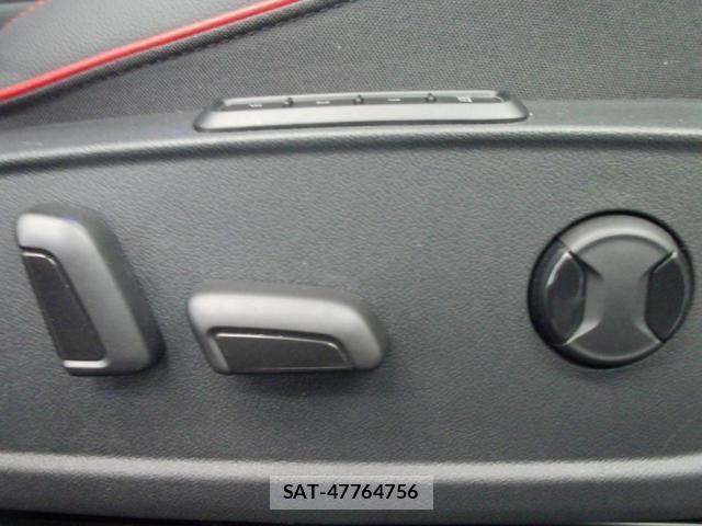 VolksWagen GOLF GTI 2023-08 8218339-16