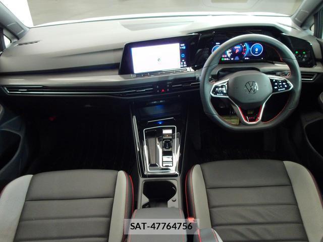 VolksWagen GOLF GTI 2023-08 8218339-3