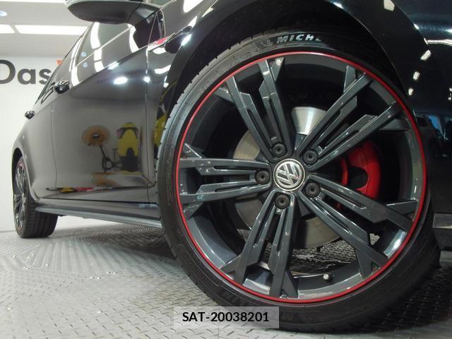 VolksWagen GOLF GTI 2019-02 8218348-16