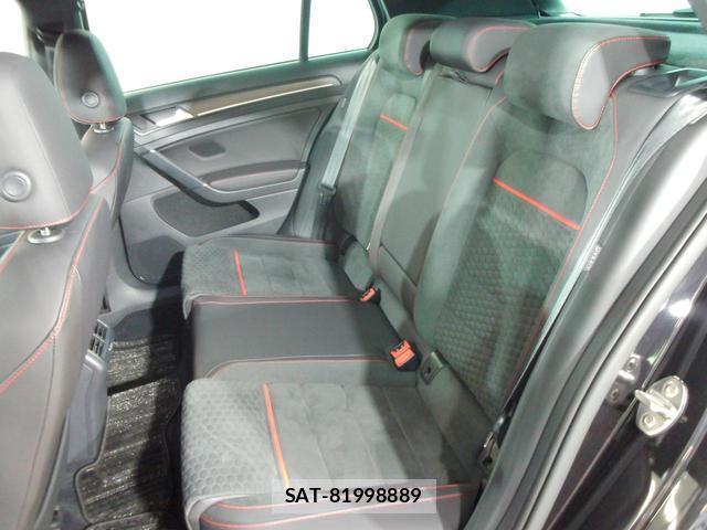 VolksWagen GOLF GTI 2019-07 8218351-17