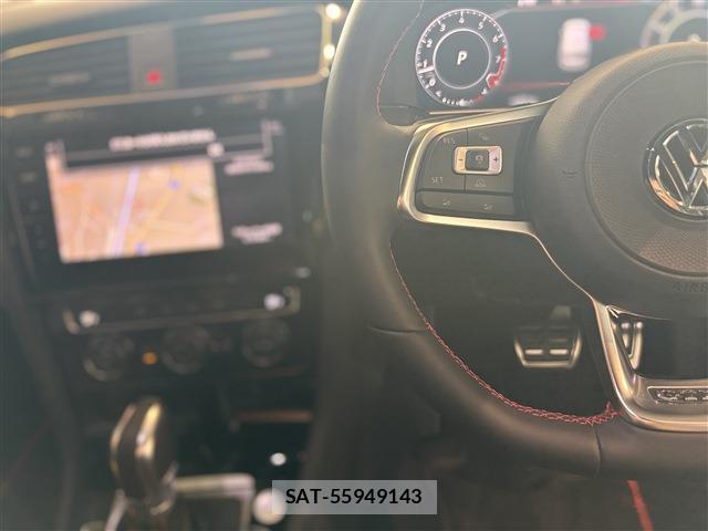 VolksWagen GOLF GTI 2017-11 8220572-12