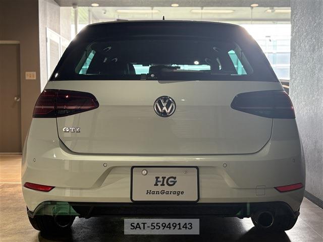 VolksWagen GOLF GTI 2017-11 8220572-3