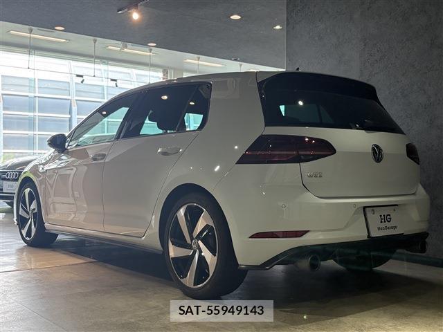 VolksWagen GOLF GTI 2017-11 8220572-4