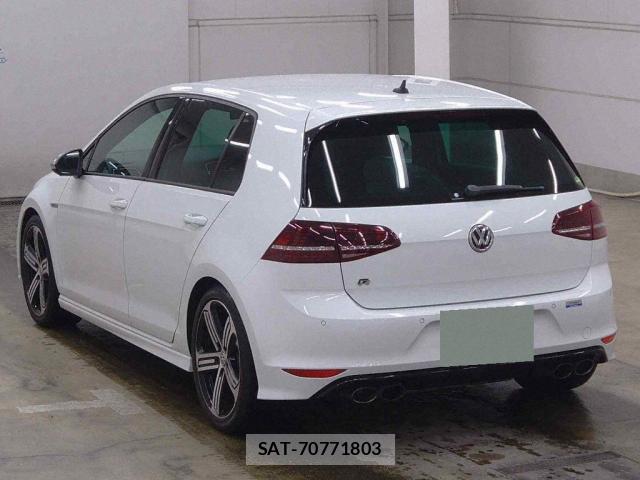 VolksWagen GOLF R 2014-02 8223124-1