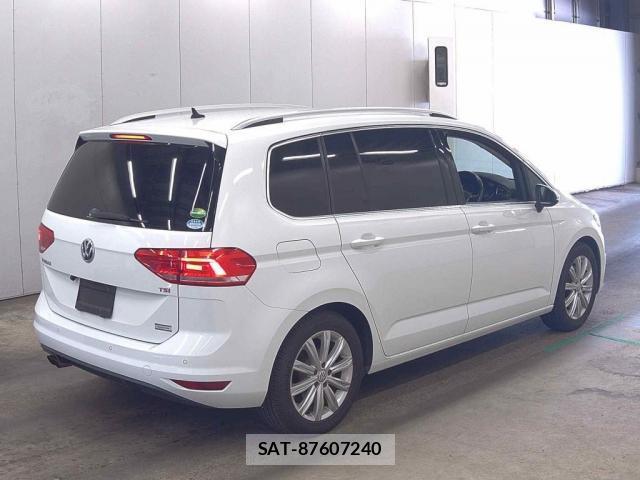 VolksWagen GOLF TOURAN 2018-03 8223499-1