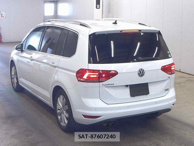 VolksWagen GOLF TOURAN 2018-03 8223499-4