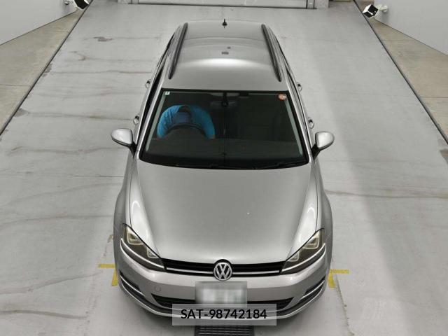 VolksWagen GOLF VARIANT 2014-03 8218932-10