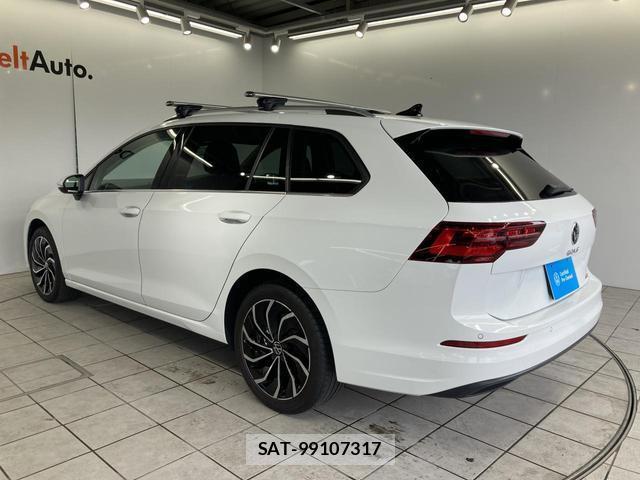 VolksWagen GOLF VARIANT 2023-11 8222474-15