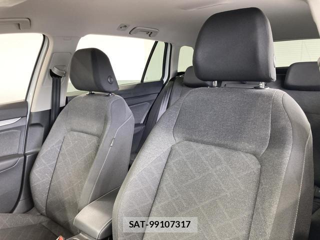 VolksWagen GOLF VARIANT 2023-11 8222474-9