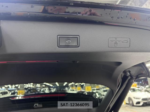 VolksWagen GOLF VARIANT 2023-02 8224259-16