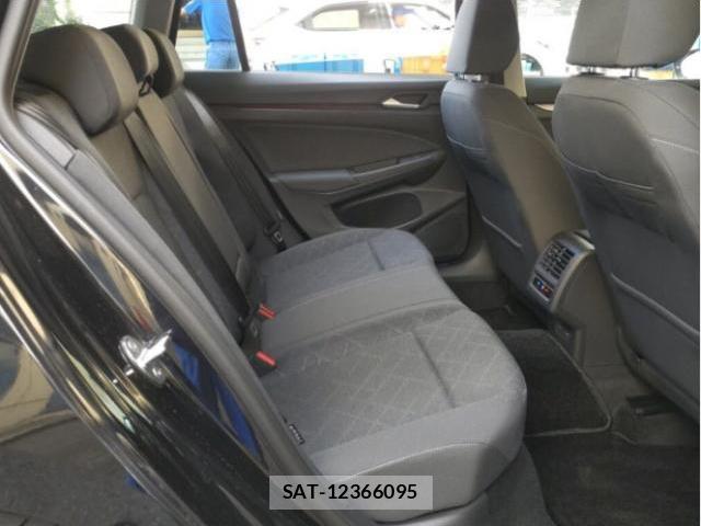 VolksWagen GOLF VARIANT 2023-02 8224259-5