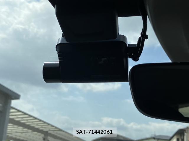 VolksWagen GOLF 2024-03 8216253-13