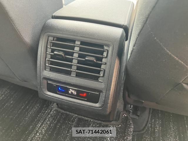 VolksWagen GOLF 2024-03 8216253-14