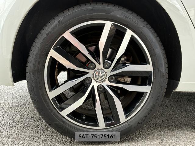 VolksWagen GOLF 2019-07 8217121-19