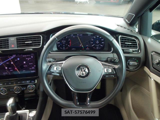 VolksWagen GOLF 2019-11 8218338-4