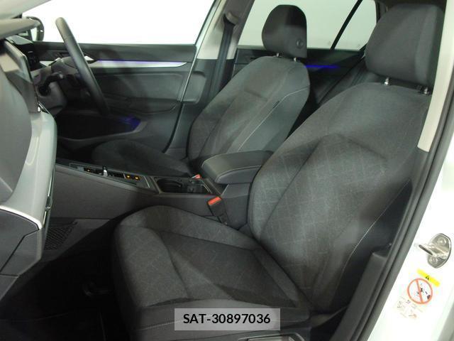 VolksWagen GOLF 2023-07 8218349-19