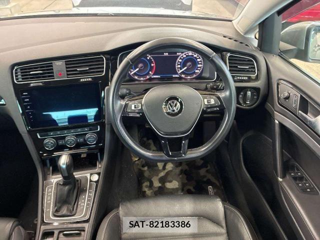 VolksWagen GOLF 2020-04 8219046-2