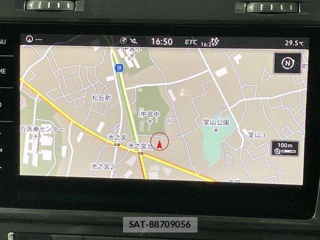 VolksWagen GOLF 2019-08 8222480-4