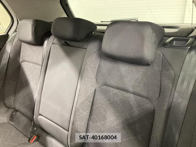 VolksWagen GOLF 2024-09 8222486-10