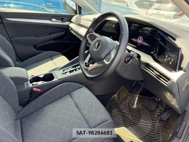VolksWagen GOLF 2022-07 8223151-3