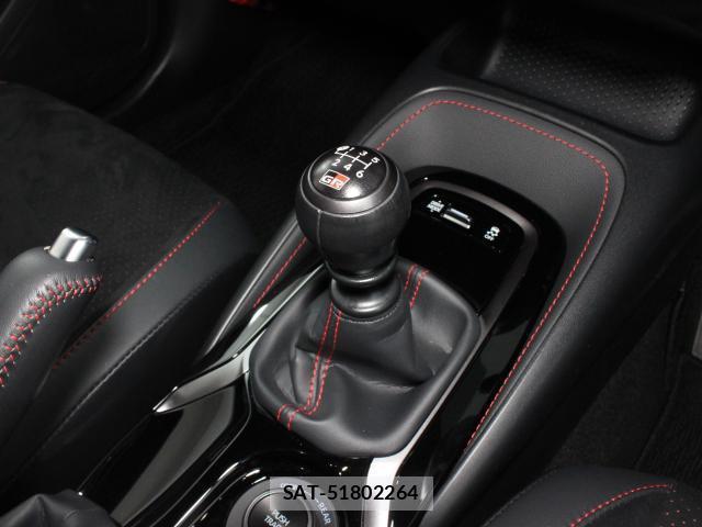Toyota COROLLA 2023-11 8220634-17