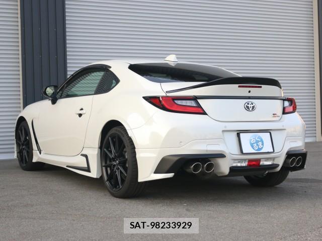 Toyota GR86 2025-03 8217277-14
