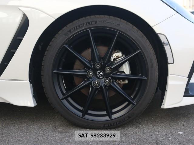 Toyota GR86 2025-03 8217277-8
