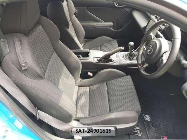 Toyota GR86 2023-04 8220523-11