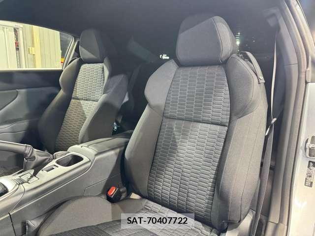 Toyota GR86 2025-06 8220875-12