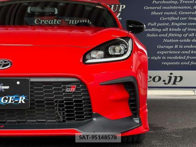 Toyota GR86 2024-09 8220879-16
