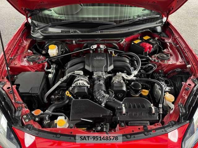 Toyota GR86 2024-09 8220879-2