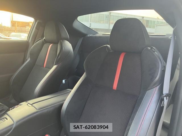 Toyota GR86 2024-06 8224205-10