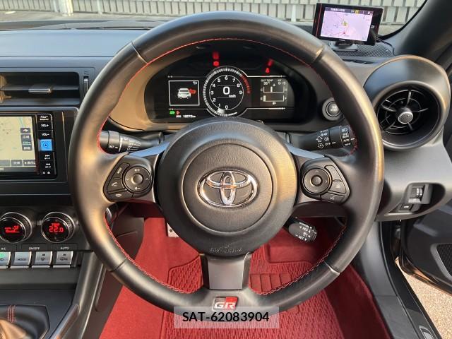 Toyota GR86 2024-06 8224205-13