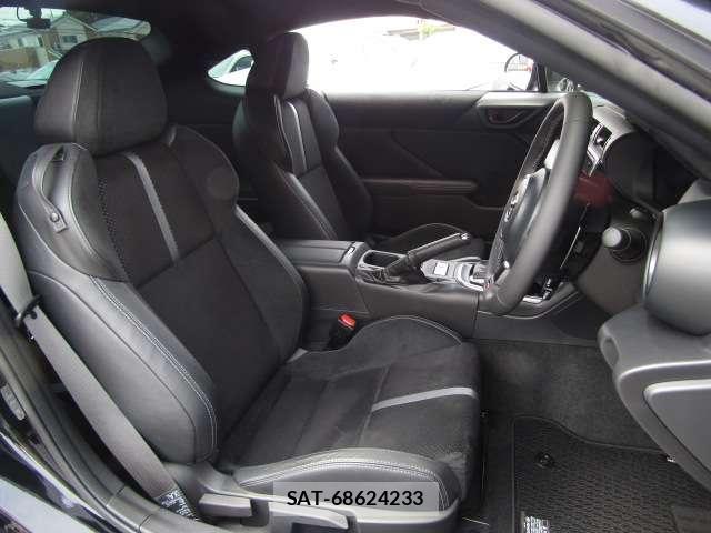 Toyota GR86 2023-06 8224605-5