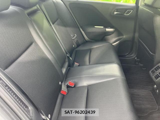 Honda GRACE 2019-01 8225169-4