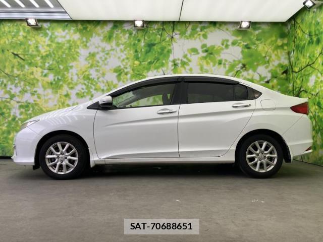 Honda GRACE 2016-03 8225482-1
