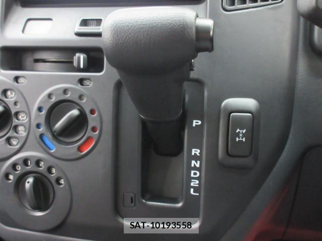 Daihatsu MAX 2022-04 8216708-15