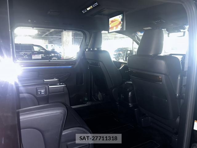 Toyota GRAN ACE 2020-02 8223624-10