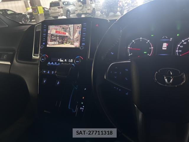 Toyota GRAN ACE 2020-02 8223624-12